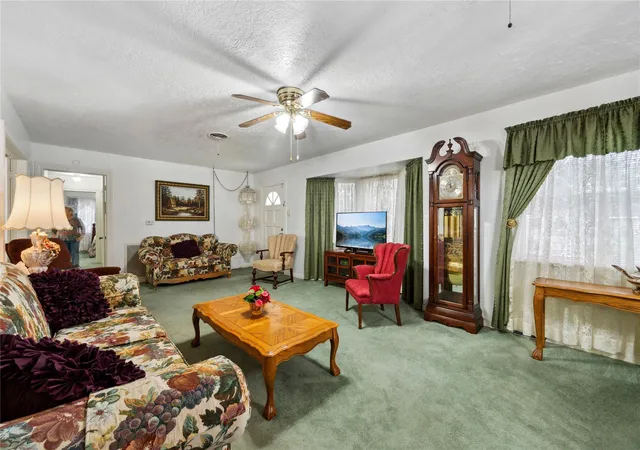 5th image of 409 Eleanor St, Houston, TX 77009 | MLS# 20161545