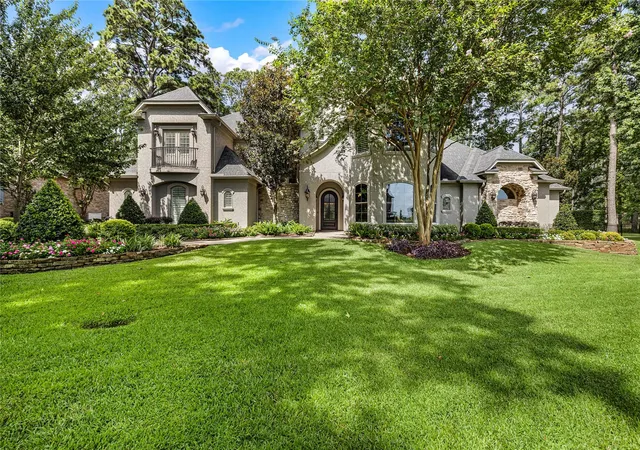 Photo 2 of Sale Pending at 114 Fairwater Dr, Montgomery, TX 77356 | MLS# 69908194 | Listing updated on 2026-09-03