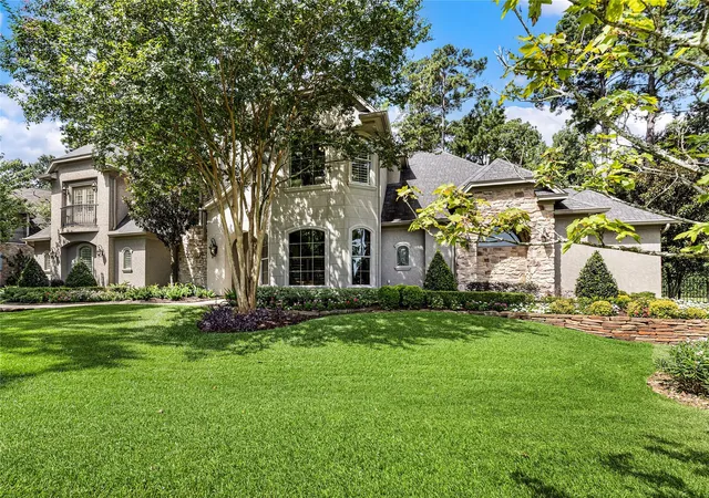 Photo 3 of Sale Pending at 114 Fairwater Dr, Montgomery, TX 77356 | MLS# 69908194 | Listing updated on 2026-09-03