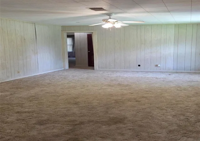 Photo 4 of Single family home for sale at 702 E Trinity St, Victoria, TX 77901 | MLS# 37995471 | Listing updated on 2026-09-19