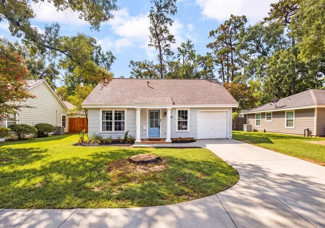 Photo 1 of Sale Pending at 1067 W 43rd Street, Houston, TX 77018 | MLS# 46844664 | Listing updated on 2026-08-28