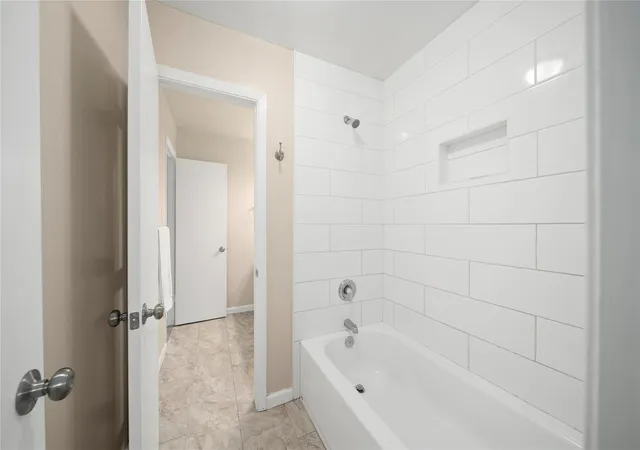 29th image of 515 Tallowood Rd #60, Houston, TX 77024 | MLS# 2152075