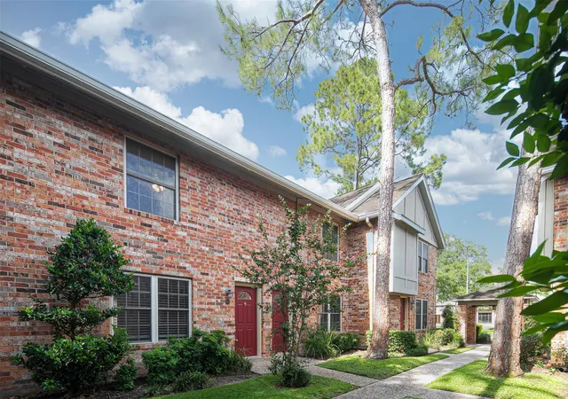 5th image of 515 Tallowood Rd #60, Houston, TX 77024 | MLS# 2152075
