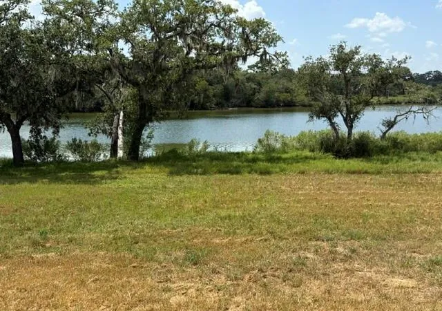 1st image of 4420 Leslies Wy, Dickinson, TX 77539 | MLS# 36071839
