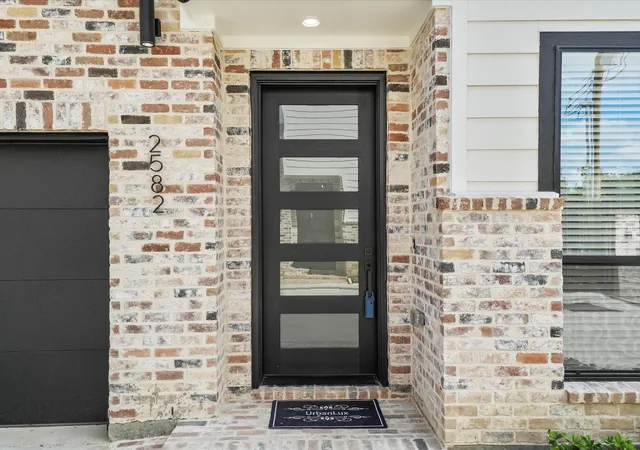 5th image of 2582 - 2598 W Tidwell Rd, Houston, TX 77091 | MLS# 90192390