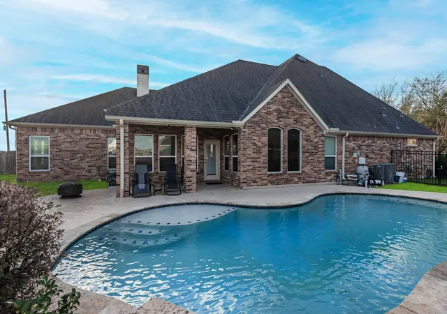 Photo 1 of Single family home for sale at 9335 Mystic Fls Ln, Humble, TX 77396 | MLS# 34250662 | Listing updated on 2026-09-07