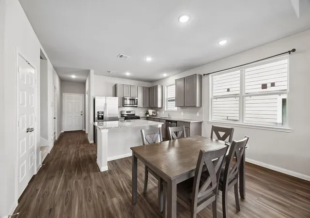 Photo 4 of Single family home for sale at 2816 Jacqueline Ln, Conroe, TX 77304 | MLS# 26448897 | Listing updated on 2026-08-09