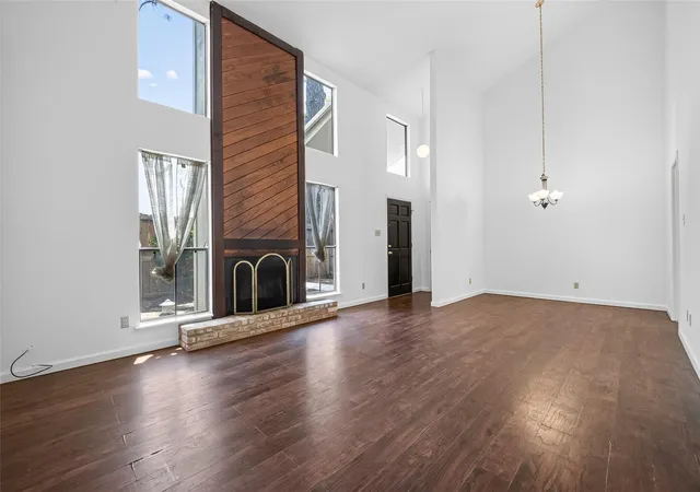 Photo 3 of Condo for sale at 6401 Deihl Rd #902, Houston, TX 77092 | MLS# 81605675 | Listing updated on 2026-09-05