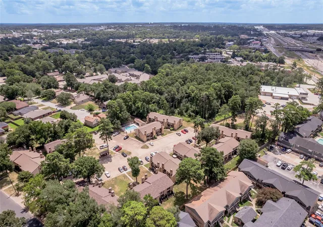50th image of 2521 Crosstimbers St #B1, Huntsville, TX 77320 | MLS# 19088823