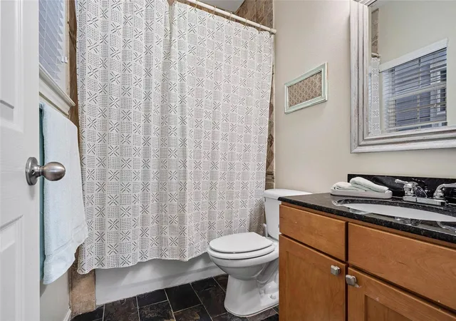 Photo 3 of Single family home for sale at 1109 W 15th 1/2 St #K, Houston, TX 77008 | MLS# 35105076 | Listing updated on 2026-09-01