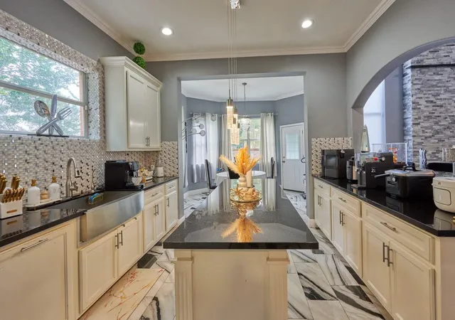 Photo 4 of Single family home for sale at 5359 Allen Genoa Rd, Houston, TX 77034 | MLS# 63866084 | Listing updated on 2026-08-31