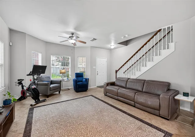 4th image of 1911 Kemah Village Dr, Kemah, TX 77565 | MLS# 24120049