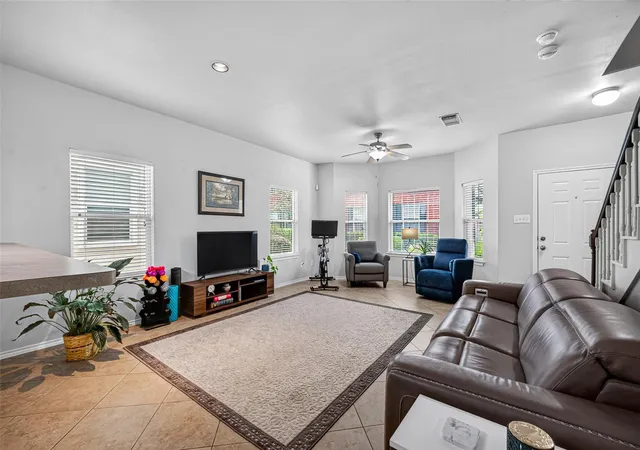 5th image of 1911 Kemah Village Dr, Kemah, TX 77565 | MLS# 24120049