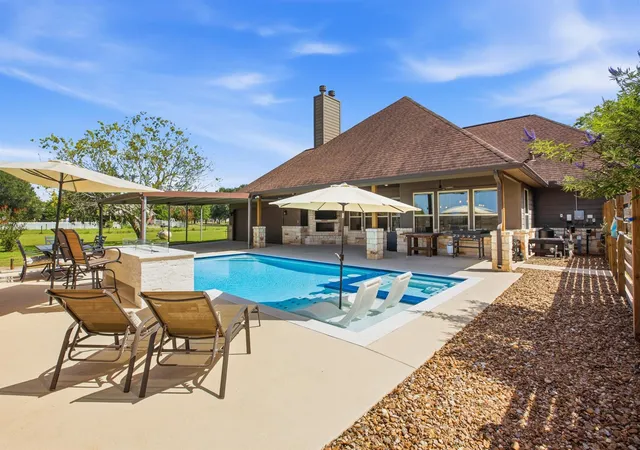 Photo 1 of Single family home for sale at 2603 River Rd, Sealy, TX 77474 | MLS# 22643759 | Listing updated on 2026-09-18
