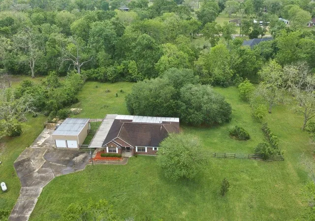 Photo 1 of Single family home for sale at 308 County Rd 893b, Angleton, TX 77515 | MLS# 64099600 | Listing updated on 2026-09-16