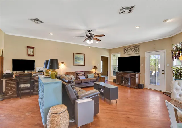 Photo 4 of Sale Pending at 9596 Wallace Rd, Midway, TX 75852 | MLS# 40205480 | Listing updated on 2026-09-14
