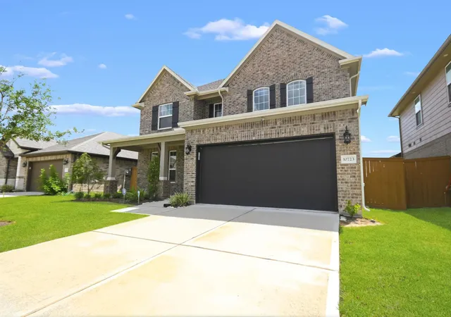 1st image of 10723 Cliffs View Dr, Rosharon, TX 77583 | MLS# 52883388
