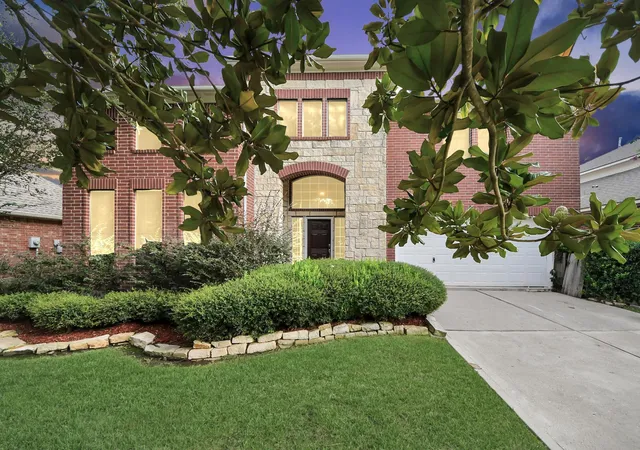 Photo 3 of Single family home for sale at 7714 Heron Lakes Dr, Houston, TX 77064 | MLS# 72748949 | Listing updated on 2026-09-01
