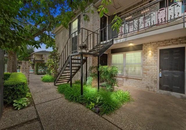 2nd image of 7900 Westheimer Rd #121, Houston, TX 77063 | MLS# 50780066