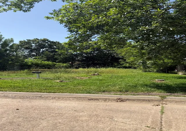 4th image of 601 Maple Ave, Pasadena, TX 77506 | MLS# 87130745