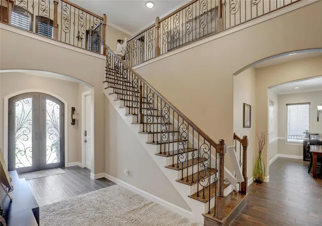 Photo 4 of Single family home for sale at 729 Pegasus Ln, League City, TX 77573 | MLS# 75994084 | Listing updated on 2026-09-01