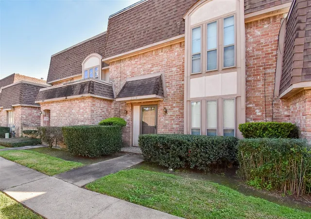 1st image of 2924 Camelot Ln, Missouri City, TX 77459 | MLS# 9019051
