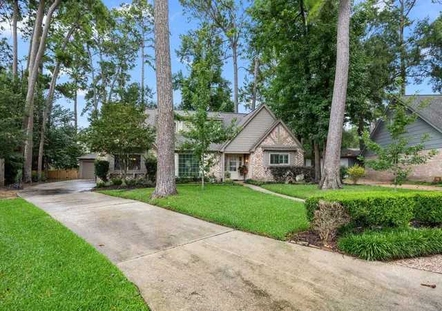 Photo 2 of Single family home for sale at 11507 Quail Crk Dr, Houston, TX 77070 | MLS# 94181834 | Listing updated on 2026-09-13