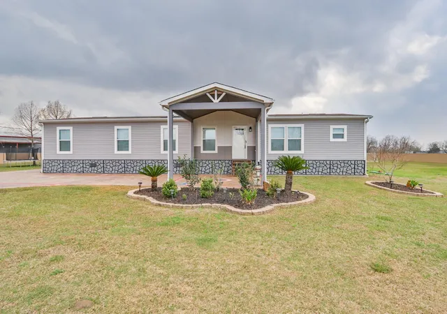 3rd image of 15211 Linda Ln, Santa Fe, TX 77517 | MLS# 67365381