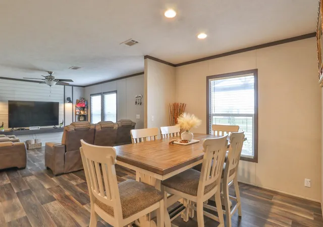 5th image of 15211 Linda Ln, Santa Fe, TX 77517 | MLS# 67365381