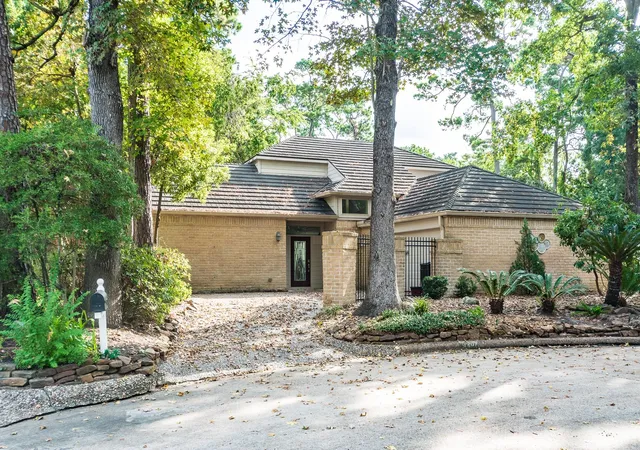 2nd image of 3207 Breezy Pines Ct, Kingwood, TX 77339 | MLS# 26965828