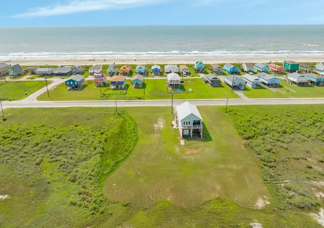4th image of 2631 Blue Water Hwy, Freeport, TX 77541 | MLS# 74909191