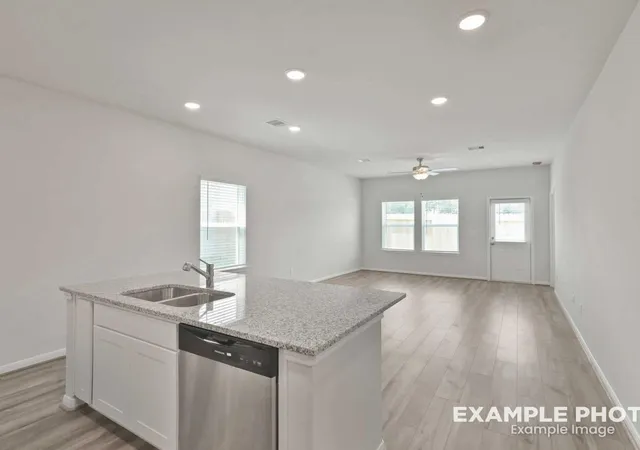 3rd image of 1987 Brookpointe Ln, Dayton, TX 77535 | MLS# 77091528