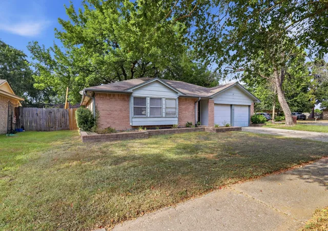 Photo 3 of Single family home for sale at 4118 Pinebridge Ln, Spring, TX 77388 | MLS# 3852967 | Listing updated on 2026-09-18