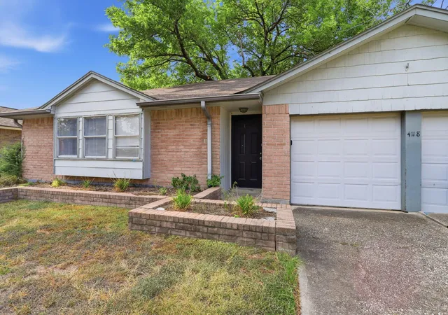 Photo 4 of Single family home for sale at 4118 Pinebridge Ln, Spring, TX 77388 | MLS# 3852967 | Listing updated on 2026-09-18