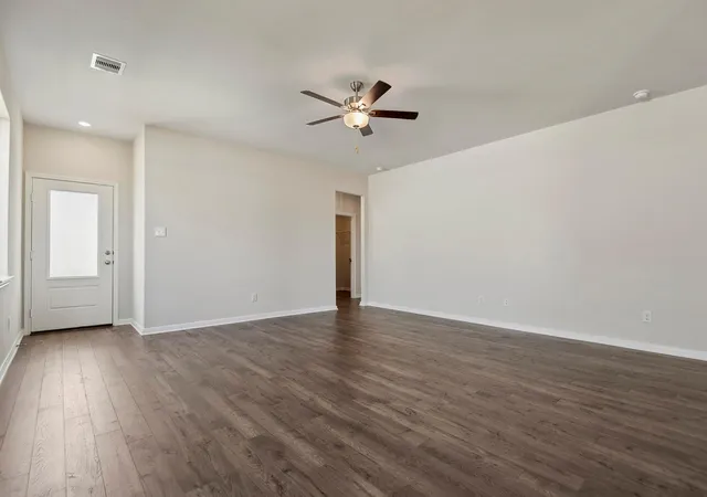 Photo 3 of Single family home for sale at 16467 Honeysuckle Hl Dr, Conroe, TX 77303 | MLS# 86176514 | Listing updated on 2026-08-15