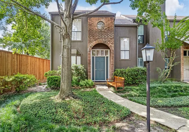 2nd image of 701 Bering Dr #1501, Houston, TX 77057 | MLS# 55992430