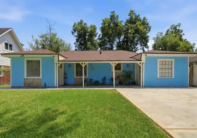 1st image of 710 W Virginia St, Houston, TX 77076 | MLS# 87365470