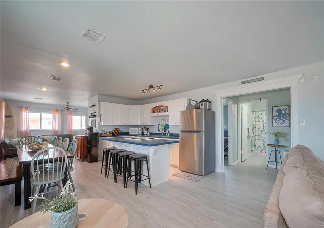 Photo 3 of Single family home for sale at 510 Oyster St, Freeport, TX 77541 | MLS# 42635373 | Listing updated on 2026-08-21