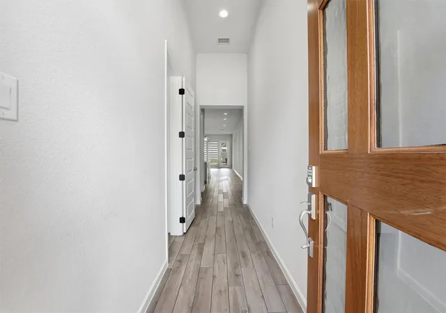 Photo 3 of Single family home for sale at 16719 Williams Gully Trl, Humble, TX 77346 | MLS# 56253890 | Listing updated on 2026-09-13