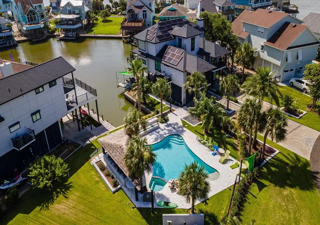 Photo 3 of Multi family home for sale at 1047 & 1027 Long Reach Dr, Galveston, TX 77554 | MLS# 44032841 | Listing updated on 2026-09-18