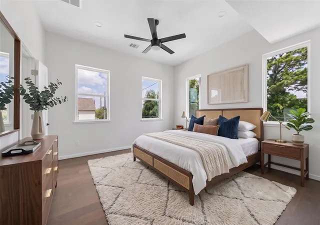Photo 4 of Single family home for sale at 3908 Zina Way, Houston, TX 77018 | MLS# 78769267 | Listing updated on 2026-08-27