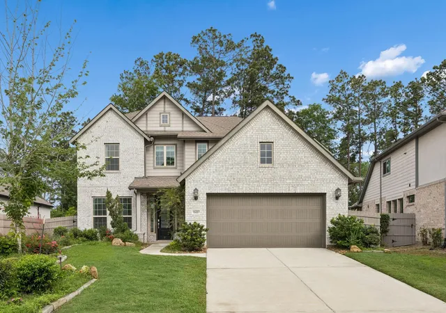 Photo 2 of Single family home for sale at 15227 Deseo Dr, Conroe, TX 77302 | MLS# 25186621 | Listing updated on 2026-09-11