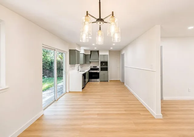 2nd image of 10911 Corona Ln, Houston, TX 77072 | MLS# 34044122