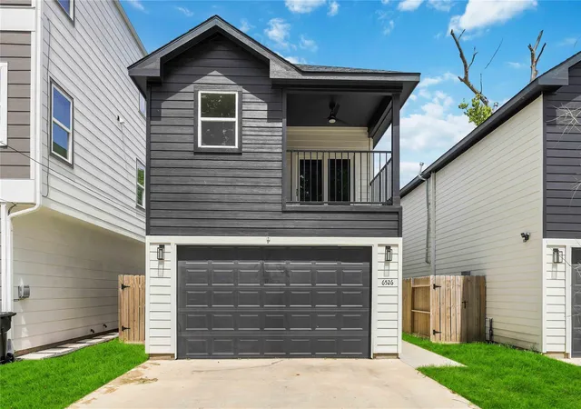 1st image of 6526 Tuskegee St, Houston, TX 77091 | MLS# 2727357