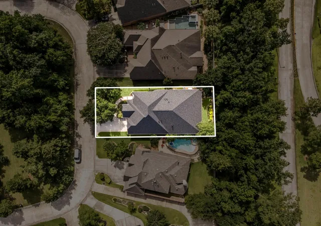 2nd image of 195 Oarwood Pl, Spring, TX 77389 | MLS# 25709846