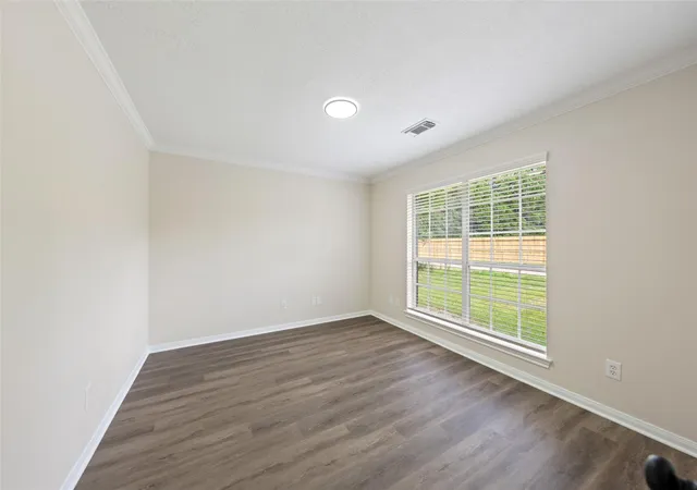 Photo 4 of Single family home for sale at 14989 Old Humble Pipeline Rd, Conroe, TX 77302 | MLS# 88234179 | Listing updated on 2026-08-17