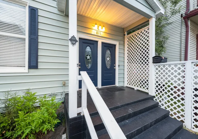4th image of 811 24Th St, Galveston, TX 77550 | MLS# 87678165