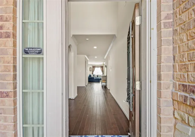 4th image of 13722 Mckinney Creek Ln, Houston, TX 77044 | MLS# 56327761