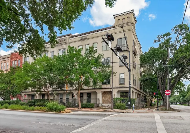 1st image of 1602 Elgin St St #11, Houston, TX 77004 | MLS# 67252545