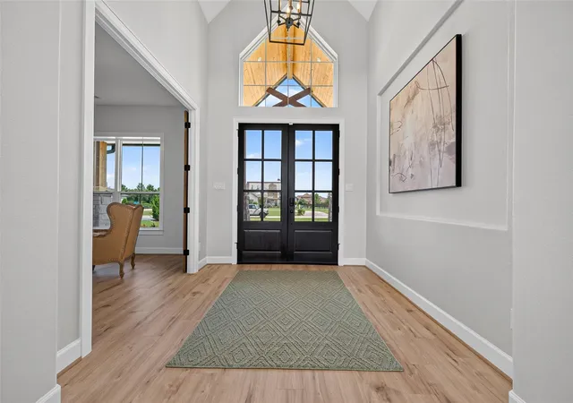 Photo 3 of Single family home for sale at 8 Little Sorrell Ct, Tomball, TX 77377 | MLS# 28048345 | Listing updated on 2026-10-06